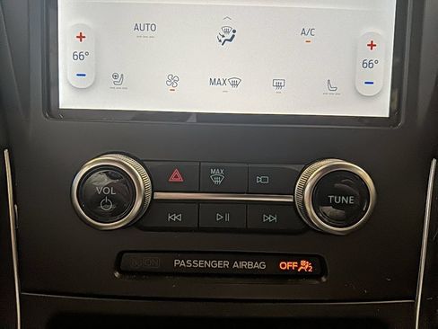 Used 2021 Ford Edge ST w/ Equipment Group 401A AWD/4WD image 23