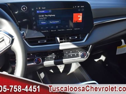 New 2026 Chevrolet Equinox LT w/ Convenience Package II FWD image 26