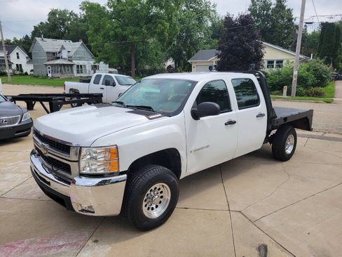 Used 2009 Chevrolet Silverado 2500 W/T AWD/4WD image 15