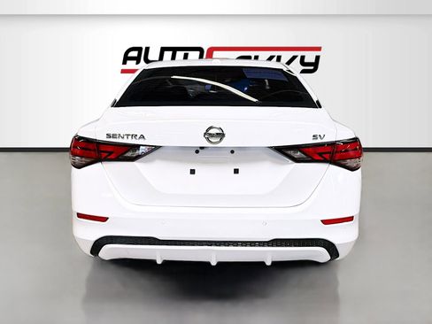 Used 2023 Nissan Sentra SV FWD image 6