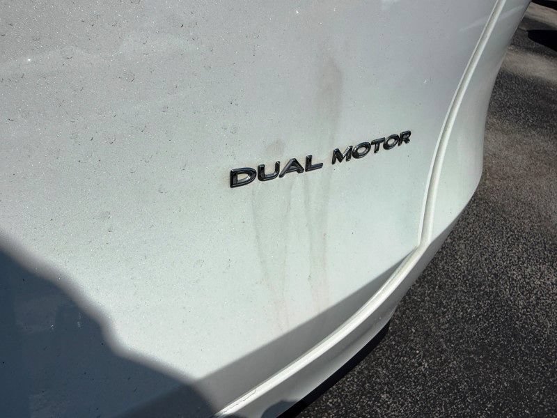 Used 2021 Tesla Model Y Long Range AWD/4WD image 39