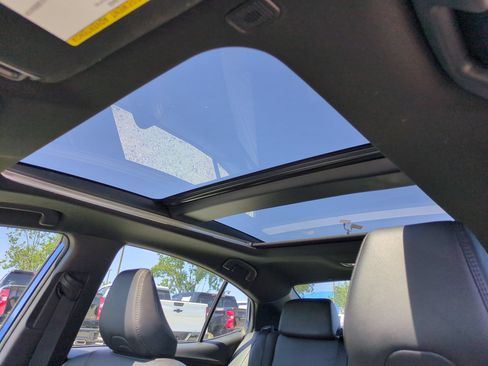 Used 2025 Toyota Camry XSE FWD image 28