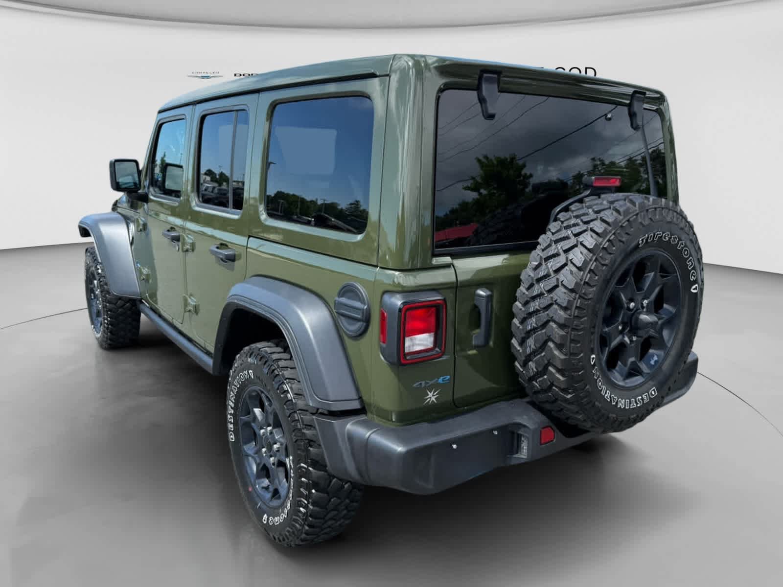 Used 2023 Jeep Wrangler Unlimited w/ Sun & Screen Package AWD/4WD image 9