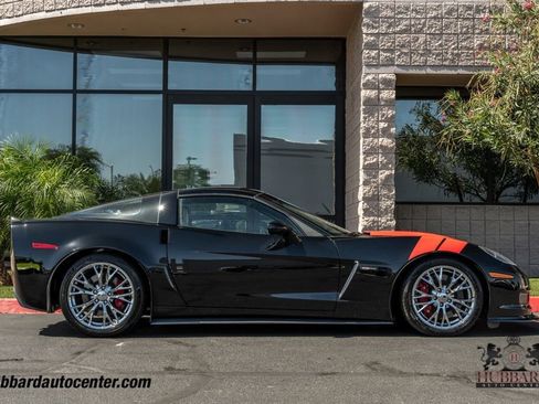 Used 2009 Chevrolet Corvette Z06 w/ Preferred Equipment Group RWD image 9