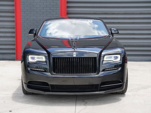Used 2019 Rolls-Royce Wraith RWD image 4