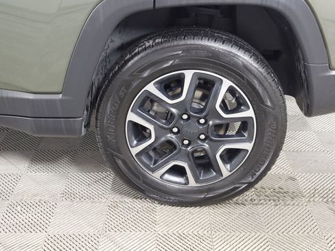 Used 2019 Jeep Compass Trailhawk w/ Cold Weather Group AWD/4WD image 12