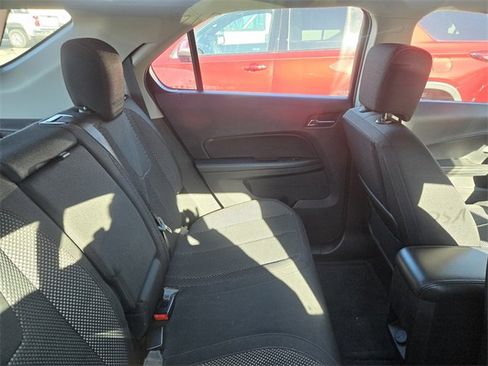 Used 2016 Chevrolet Equinox LS image 3