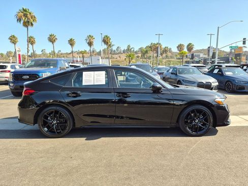 Used 2024 Honda Civic Sport image 3