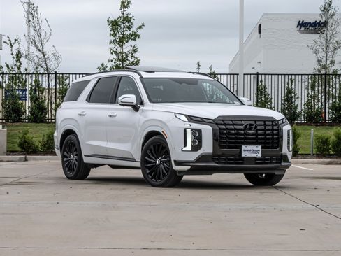 Used 2024 Hyundai Palisade Calligraphy AWD/4WD image 2