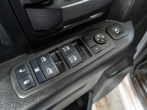 Used 2024 RAM 5500 Tradesman w/ Chrome Appearance Group image 16