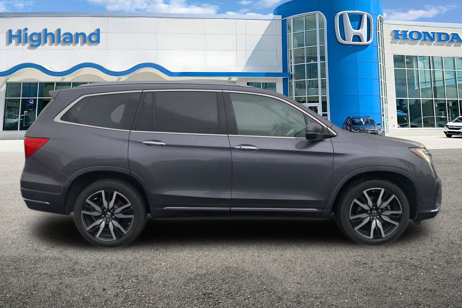 Used 2020 Honda Pilot Touring image 6