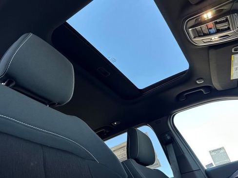 New 2025 Jeep Grand Cherokee Laredo X RWD image 4