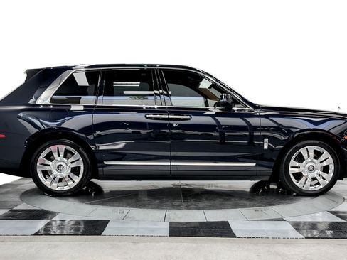 Used 2020 Rolls-Royce Cullinan AWD/4WD image 44