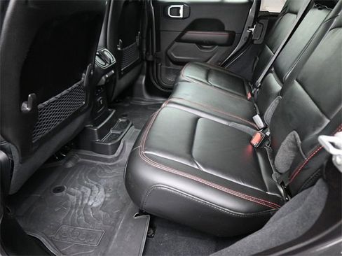 Used 2024 Jeep Wrangler Unlimited Rubicon w/ Convenience Group image 39