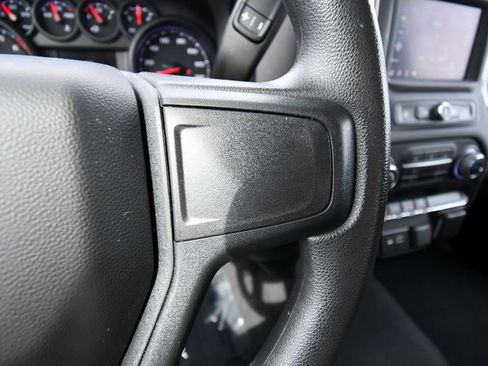 Used 2022 Chevrolet Silverado 1500 Custom AWD/4WD image 21
