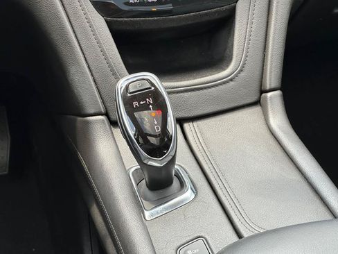 Used 2019 Cadillac XT5 Premium Luxury AWD/4WD image 28