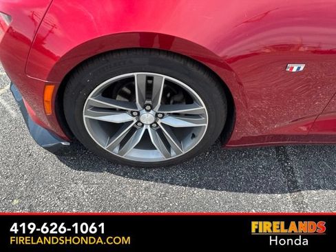 Used 2016 Chevrolet Camaro LT RWD image 13