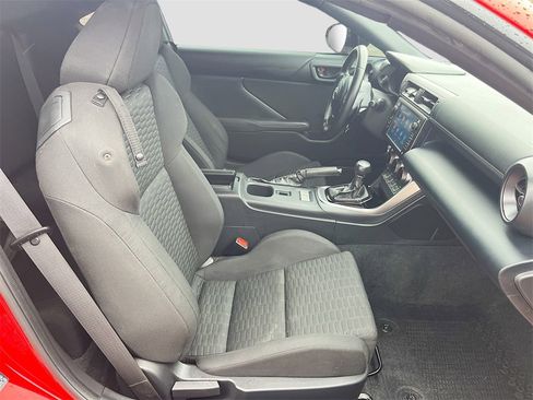 Used 2024 Toyota GR86 image 26