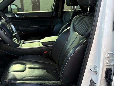 Used 2024 Hyundai Palisade Calligraphy image 9