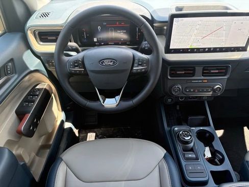 New 2025 Ford Maverick Lariat image 12