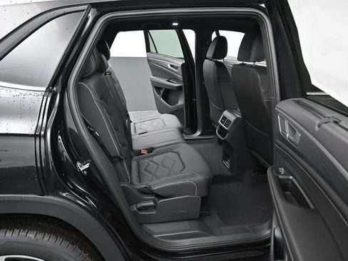 New 2026 Volkswagen Atlas Cross Sport SE AWD/4WD image 13