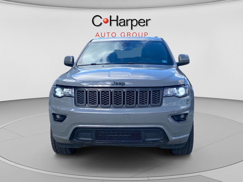 Used 2020 Jeep Grand Cherokee Altitude AWD/4WD image 7