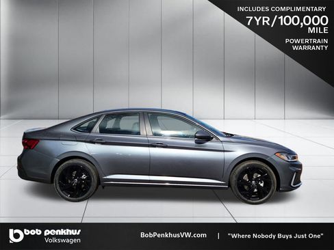 New 2026 Volkswagen Jetta SE FWD image 24