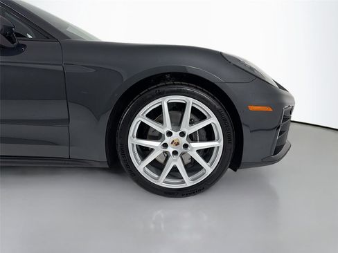 New 2025 Porsche Panamera 4 image 24