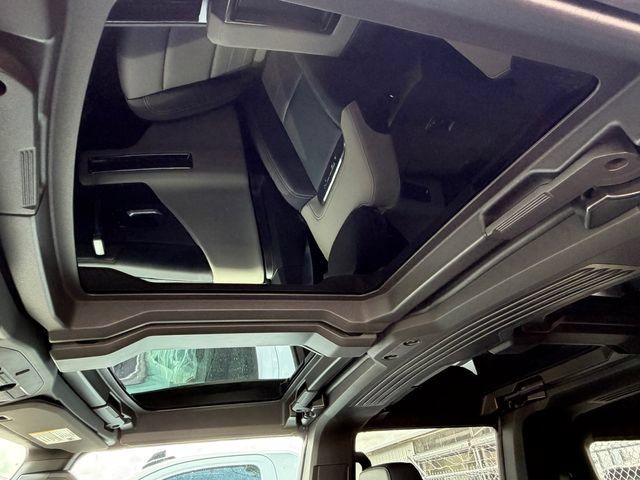 New 2026 GMC Hummer EV SUV AWD/4WD image 17
