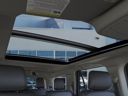 New 2025 Ford Expedition Platinum w/ Driver's Package image 22