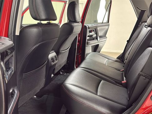 Used 2022 Toyota 4Runner TRD Off-Road Premium image 15