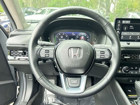 Used 2025 Honda Accord Touring image 16