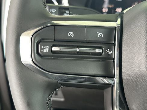 New 2025 GMC Canyon Elevation w/ Convenience Package image 21