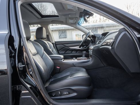 Used 2012 INFINITI M37 4dr Sdn AWD w/ Deluxe Touring Pkg image 36