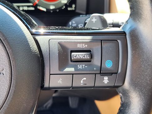 Certified 2023 Nissan Rogue Platinum w/ Platinum Premium Package AWD/4WD image 25