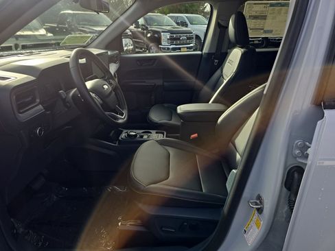 New 2026 Ford Maverick Lobo image 12