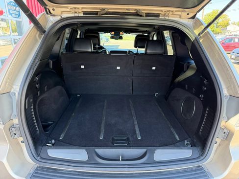 Used 2014 Jeep Grand Cherokee Limited AWD/4WD image 8
