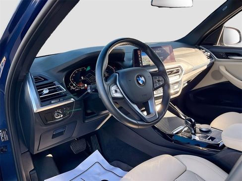 Used 2024 BMW X3 sDrive30i w/ Convenience Package image 9