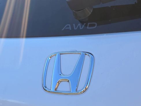 Certified 2025 Honda HR-V Sport image 29