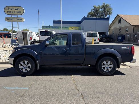 Used 2006 Nissan Frontier NISMO AWD/4WD image 2