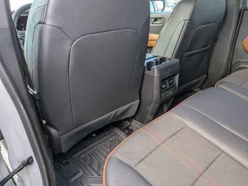 Used 2023 GMC Canyon AT4 AWD/4WD image 20