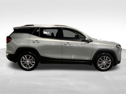 Certified 2023 GMC Terrain SLT w/ Infotainment Package II image 8