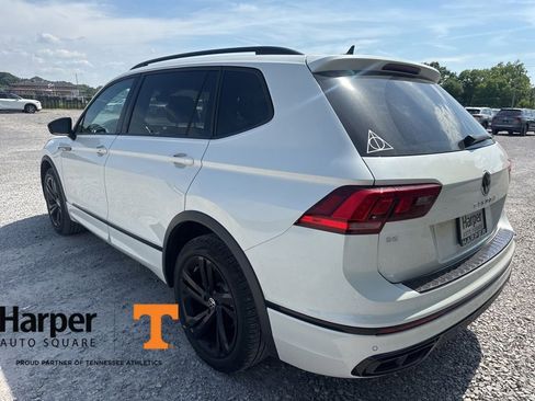 Used 2023 Volkswagen Tiguan SE R-Line FWD image 3