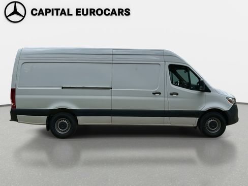 New 2025 Mercedes-Benz Sprinter 2500 image 6
