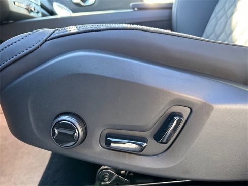 New 2026 Volvo XC60 B5 Plus w/ Protection Package Premier image 11