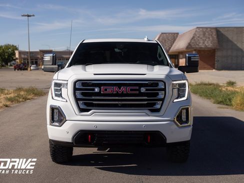 Used 2022 GMC Sierra 1500 AT4 w/ AT4 Premium Package image 4