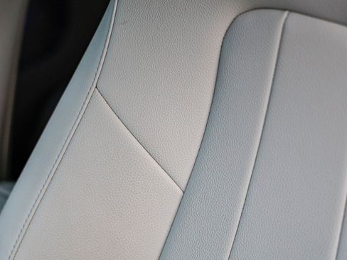 Certified 2025 Mercedes-Benz GLA 250 4MATIC image 24