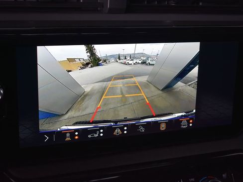 Certified 2025 GMC Sierra 1500 AT4 w/ Technology Package image 19