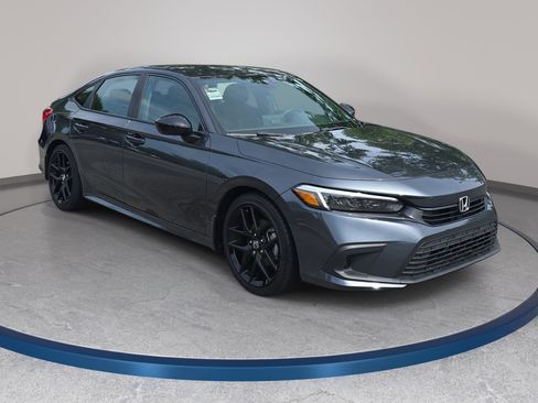 Used 2024 Honda Civic Sport image 3
