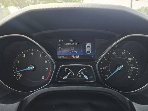 Used 2015 Ford Focus SE w/ SE Sport Package FWD image 33